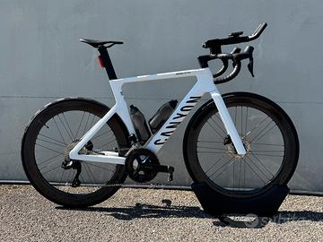 Canyon Aeroad CF SLX 7 Di2 M