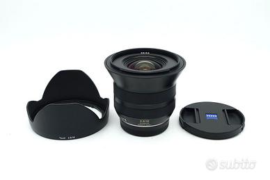 ZEISS TOUIT 12mm F/2.8 per FUJIFILM XF