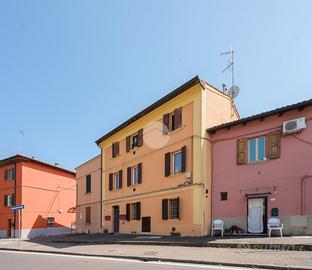 2 LOCALI A BOLOGNA