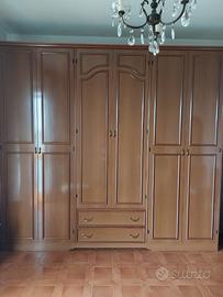 Armadio in legno