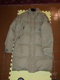 cappotto piumino gas molto ma molto caldo.
