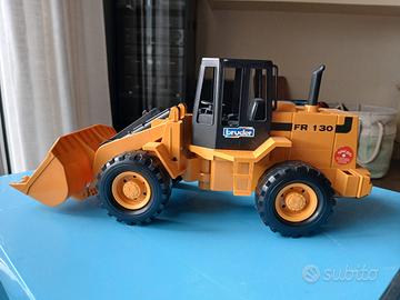 Pala meccanica marca Bruder