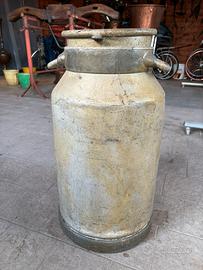bidone da latte d'epoca