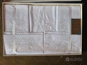 Parure Lenzuola Matrimoniali Ricamate