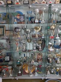 01 Vetrina  trasparente   tuttovetro  ! 