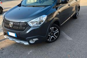Dacia Lodgy Stepway WOW SCe 110 GPL -  7 posti