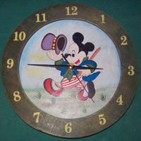 orologio a muro di legno topolino