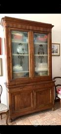 Libreria in noce a due corpi