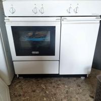 Cucina a gas con forno