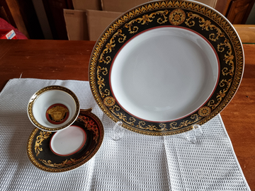 Tazza da caffè e piattino Medusa VERSACE + piatto