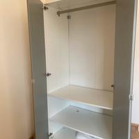 Armadio a due ante a specchio ikea