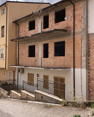 Appartamento Via Fioravanti Saracena