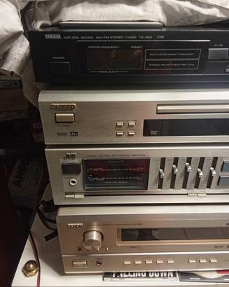 amplificatori,casse, sintoamplificatori, tuner.