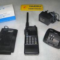 Ricetrasmittente Yaesu FT 11