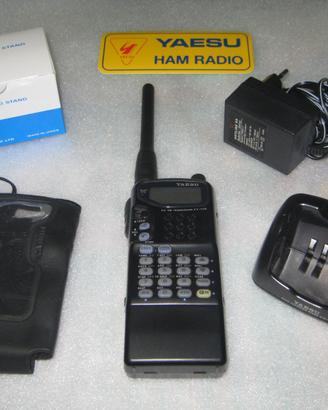 Ricetrasmittente Yaesu FT 11