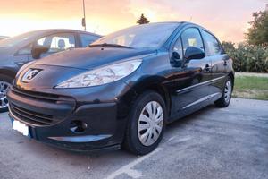 Peugeot 207 1.4 HDi 70CV 5p. ONE Line