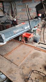 sega squadratrice DeWalt 