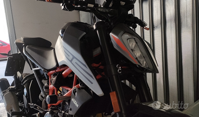 Ktm diuke 125
