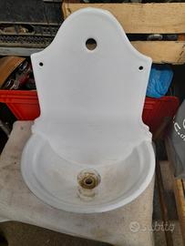 lavandino in ghisa smaltato