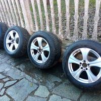 Cerchi lega Mercedes con gomme invernali 