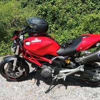 Ducati Monster 696 Plus