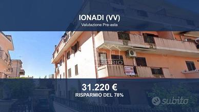 Immobile in asta di 162 m² con più di 5 locali a J