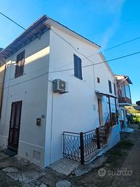 Casa indipendente libera su 3 lati