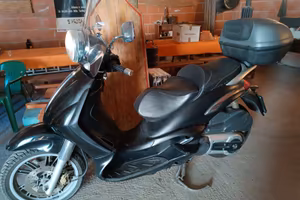 Permuto Piaggio Beverly 500 con scooter 50 o 125