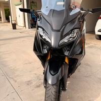 Yamaha T max 560 tech max