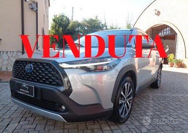 Toyota Corolla Cross 2.0 Hybrid 197 CV E-CVT Trend