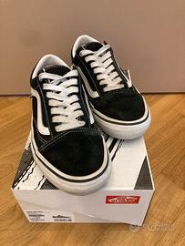 VANS SKATEBOARD SHOE