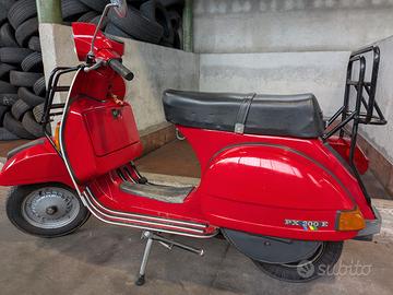 Vespa PX200E ARCOBALENO 1985
