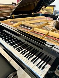 Pianoforte a coda Yamaha C3