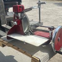 Affettatrice tipo Berkel