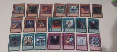 lotto base deck monarca yugioh