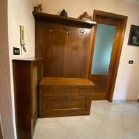 Ingresso in noce nazionale stile moderno lineare