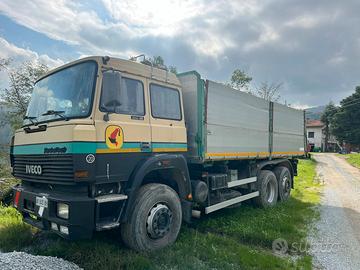 Motrice 3 assi Iveco 190/36