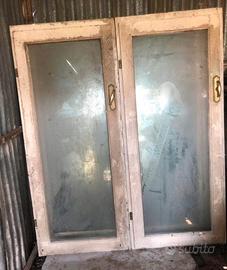 Finestre e ante in abete rosso