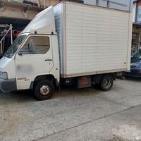Nissan con sponda idraulica