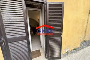 Appartamento di 100 m² con 3 locali a Mondragone