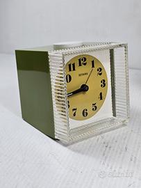 orologio anni 70 design space age 