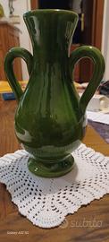 vaso ad anfora in ceramica artigianale