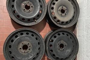 Cerchi in ferro gruppo FIAT raggio 15 pollici