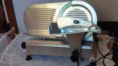 Affettatrice elettrica lama 200