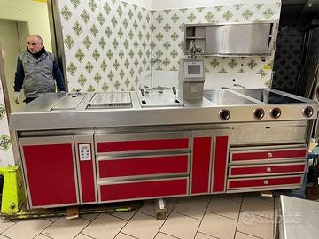 Cucina monoblocco Heko 900 rossa