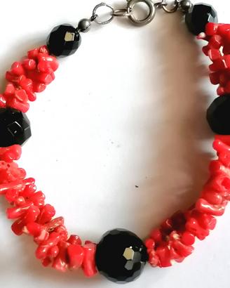 Bracciale corallo e pietre dure donna