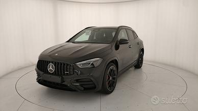 MERCEDES-BENZ Mercedes-AMG GLA 35 4MATIC