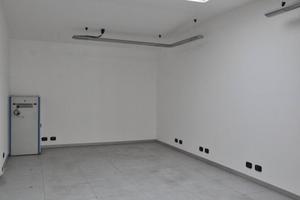Immobile di 331 m² con 3 locali a Valmadrera