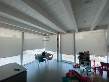 Tende  a rullo senza palo