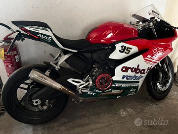 Ducati Panigale anno (2019)-12000 km-